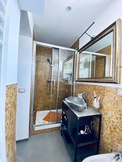 Industrial Loft Nella Periferia Di Roma Apartment
